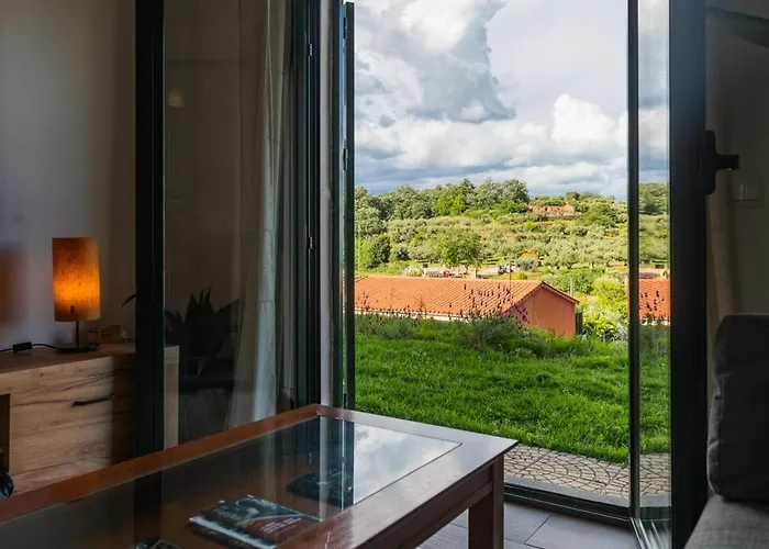 Perla Vera - Country Modern *